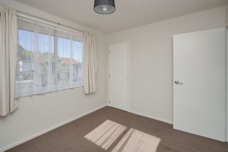 Photo of property in 4/477 Hereford Street, Linwood, Christchurch, 8011
