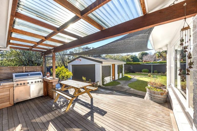 Photo of property in 19 Landsdowne Terrace, Cashmere, Christchurch, 8022