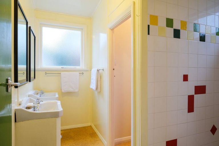 Photo of property in 26 Neidpath Road, Mornington, Dunedin, 9011