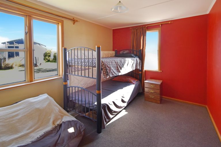 Photo of property in 15 Hunter Crescent, Twizel, 7901