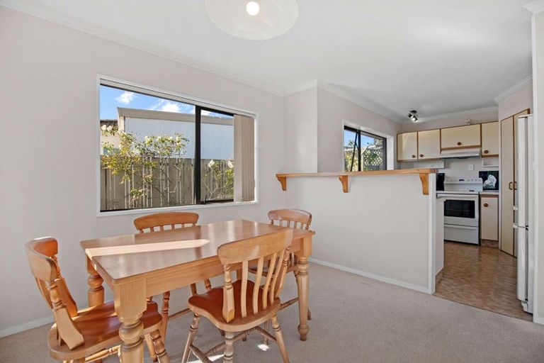 Photo of property in 14b Esmeralda Street, Welcome Bay, Tauranga, 3112