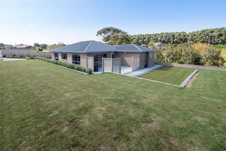 Photo of property in 7 Nikau Place, Hawera, 4610