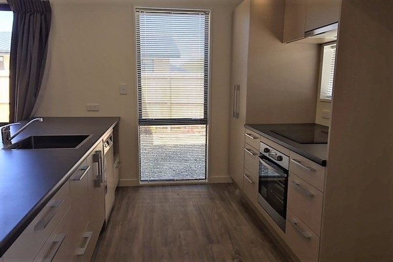 Photo of property in 27 Sharman Place, Wigram, Christchurch, 8042