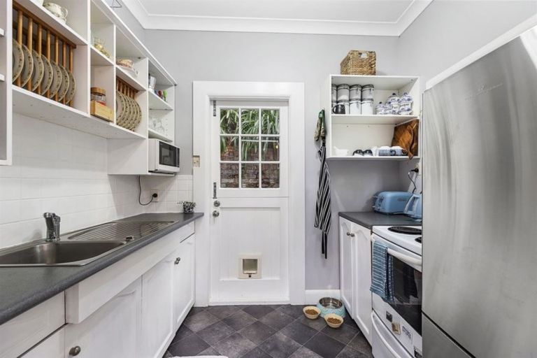 Photo of property in 54 Liardet Street, Vogeltown, Wellington, 6021