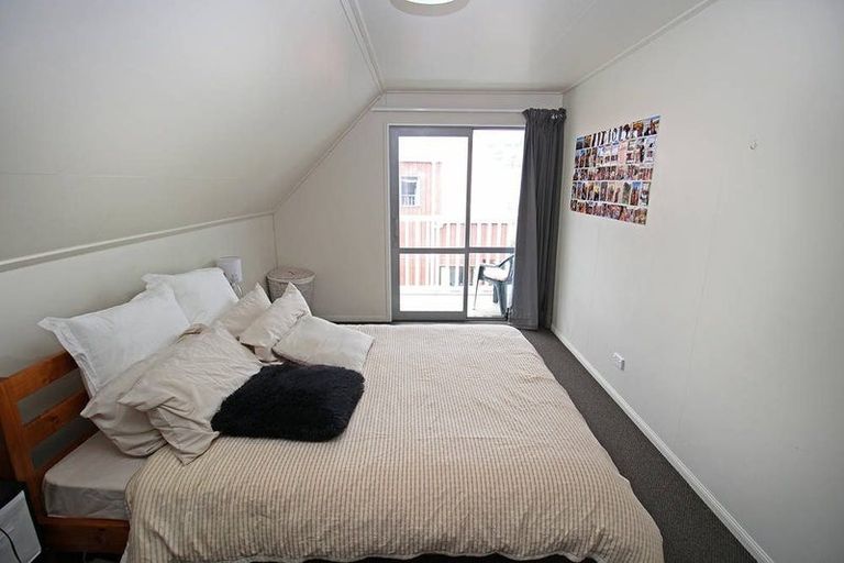 Photo of property in 24 Hyde Street, North Dunedin, Dunedin, 9016