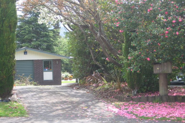 Photo of property in 5 Helena Place, Sunnybrook, Rotorua, 3015