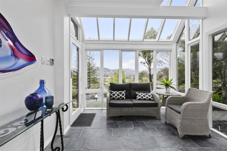 Photo of property in 88 Norton Park Grove, Waterloo, Lower Hutt, 5011