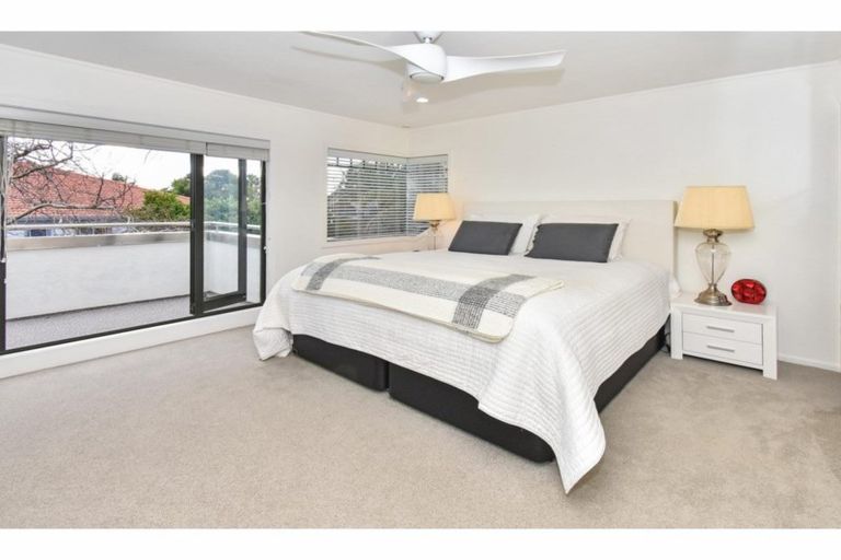 Photo of property in 21 Del Mar Court, Shamrock Park, Auckland, 2016