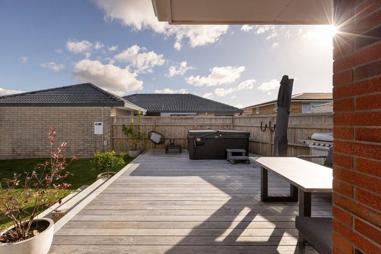 Photo of property in 25 Short Street, Otumoetai, Tauranga, 3110
