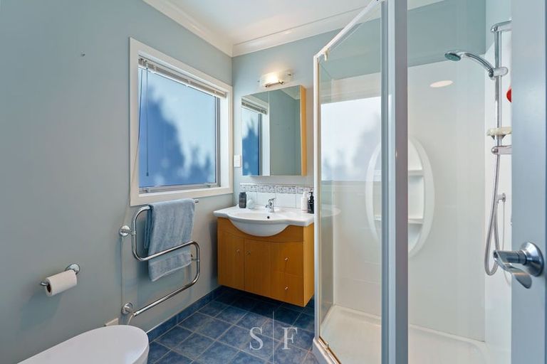 Photo of property in 155 Field Way, Waikanae Beach, Waikanae, 5036