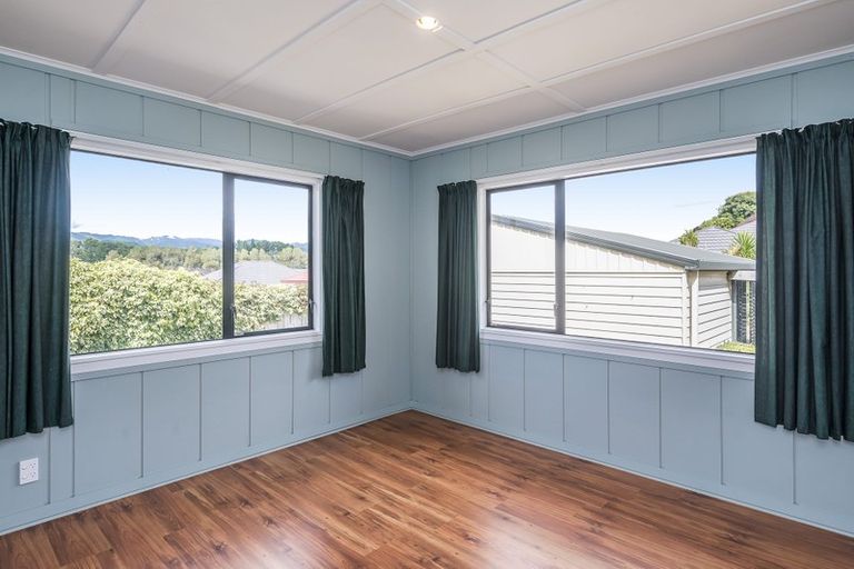 Photo of property in 34 Campion Road, Waikanae Beach, Waikanae, 5036
