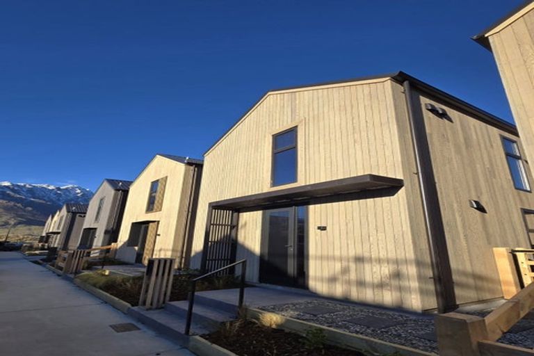 Photo of property in 11 Hall Street, Frankton, Queenstown, 9300