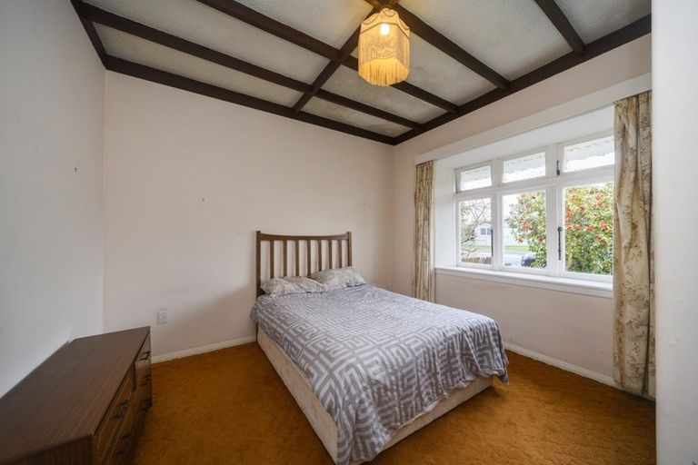 Photo of property in 11 Beresford Street, Takaro, Palmerston North, 4410