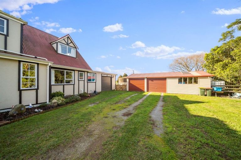 Photo of property in 1 Butler Street, Normanby, Hawera, 4614