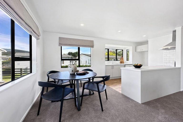 Photo of property in 10 Antonia Place, Kinloch, Taupo, 3377