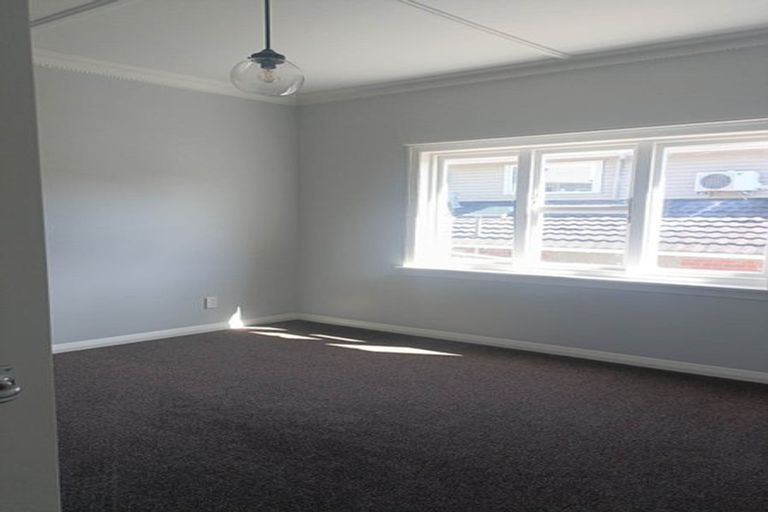 Photo of property in 9 Liffey Street, Island Bay, Wellington, 6023