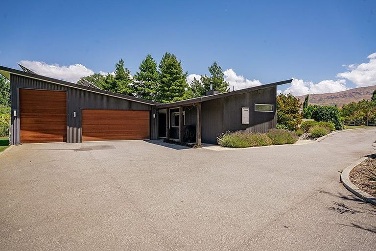 Photo of property in 17 Roberts Drive, Cromwell, 9310