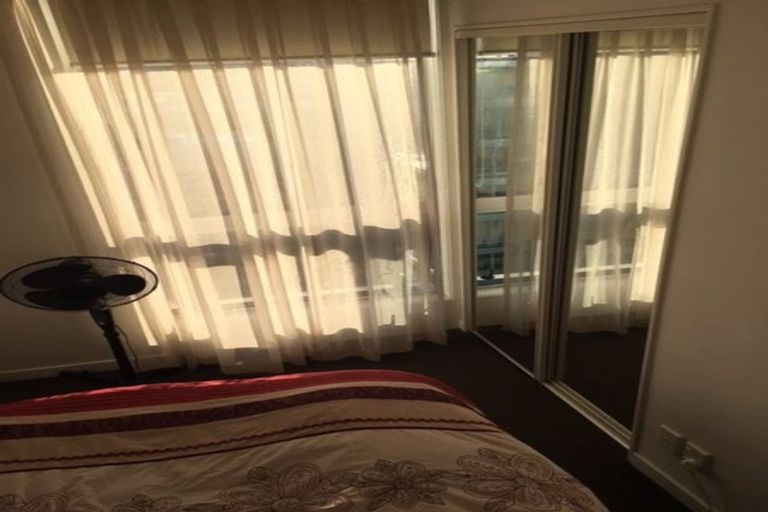 Photo of property in Terrace Heights Apartments, 13a/163 The Terrace, Wellington Central, Wellington, 6011