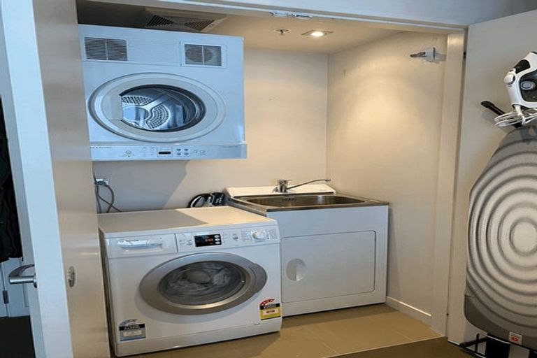 Photo of property in Republic2, 7l/10 Lorne Street, Te Aro, Wellington, 6011