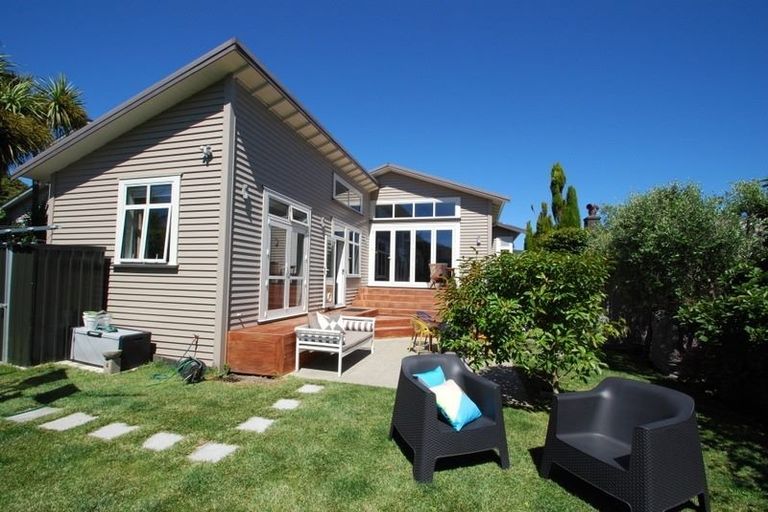Photo of property in 20 Raine Street, Karori, Wellington, 6012