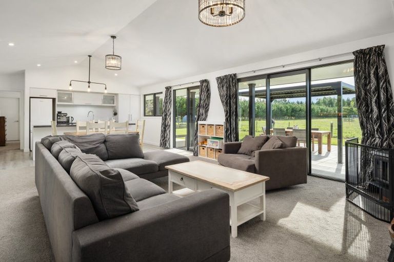 Photo of property in 46 Cooper Street, Wairau Valley, Blenheim, 7271