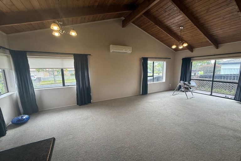 Photo of property in 51 Brylee Drive, Conifer Grove, Takanini, 2112