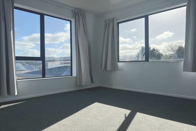 Photo of property in 4b Moana Grove, Waiwhetu, Lower Hutt, 5010