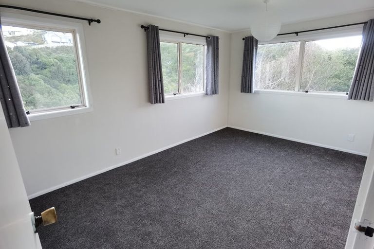 Photo of property in 54 Dominion Park Street, Johnsonville, Wellington, 6037