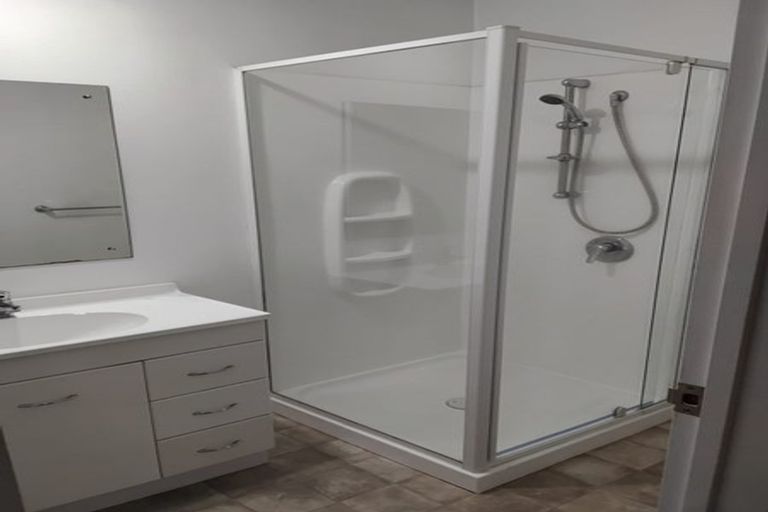 Photo of property in 1/54 Rutherford Street, Woolston, Christchurch, 8023