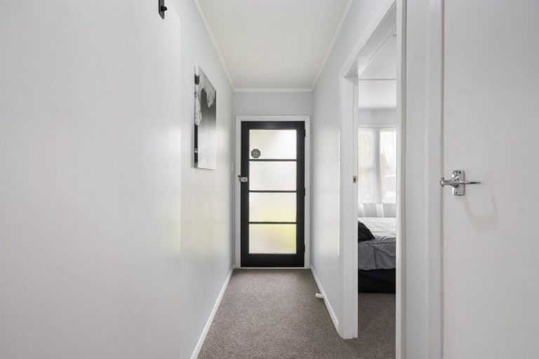 Photo of property in 3 Somerset Crescent, Highbury, Palmerston North, 4412