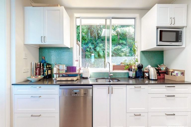 Photo of property in 115 Amritsar Street, Khandallah, Wellington, 6035