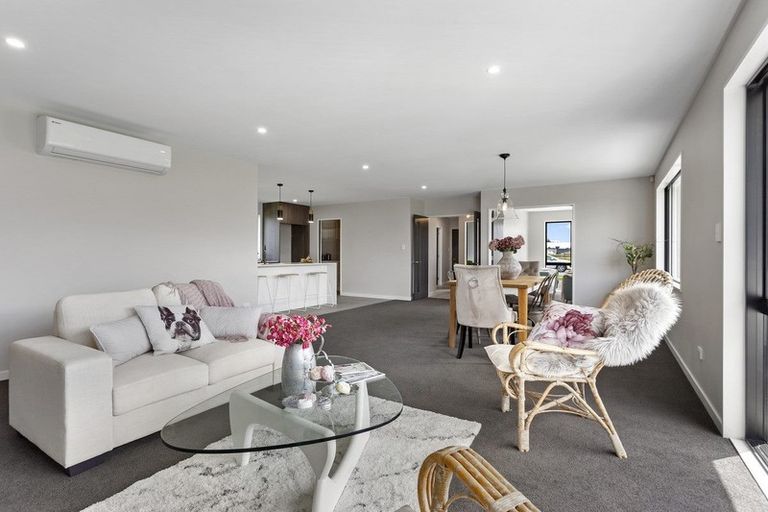 Photo of property in 9 Merino Crescent, Kirwee, 7571