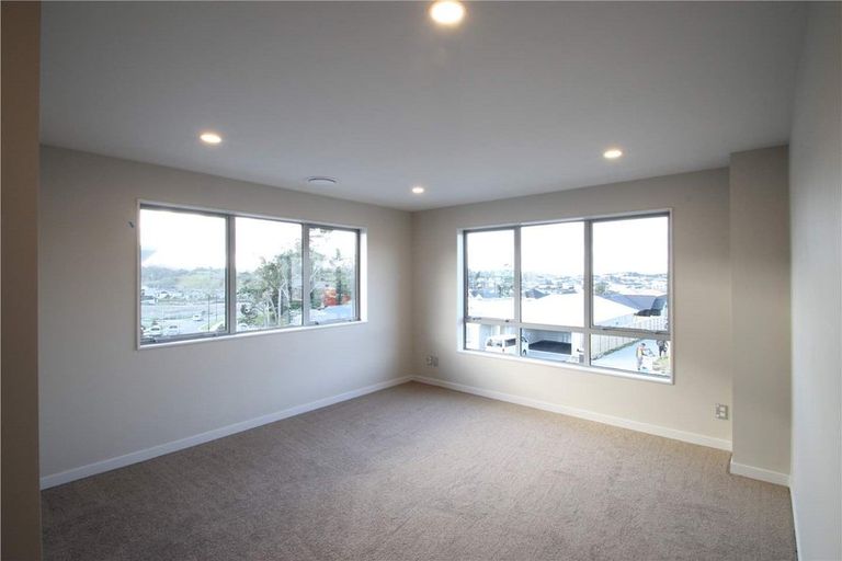 Photo of property in 56 Timberland Drive, Silverdale, 0932