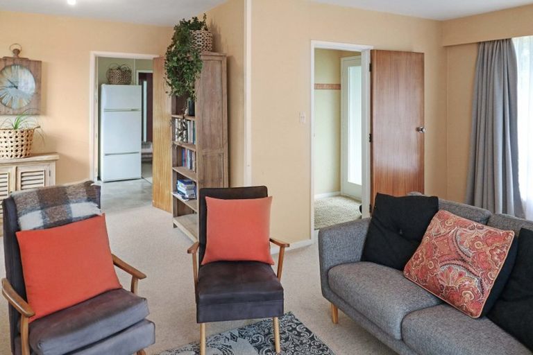 Photo of property in 36 Holdsworth Avenue, Trentham, Upper Hutt, 5018