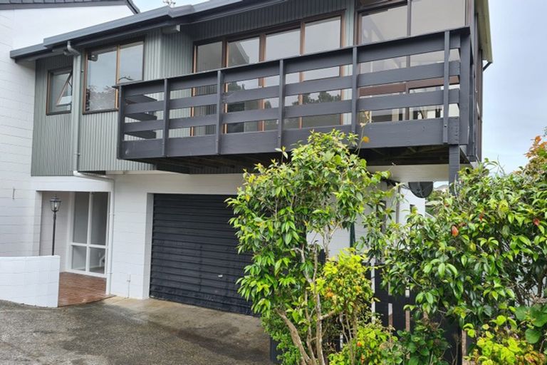 Photo of property in 2/25 Sartors Avenue, Northcross, Auckland, 0630