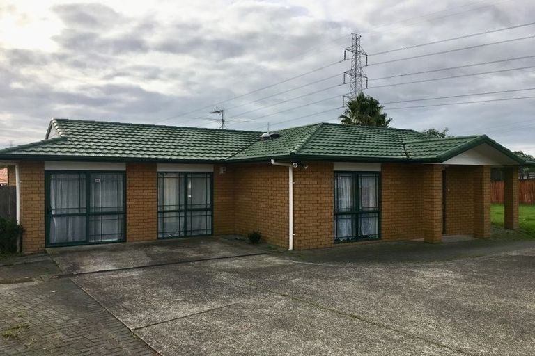 Photo of property in 76 Medvale Avenue, Flat Bush, Auckland, 2019