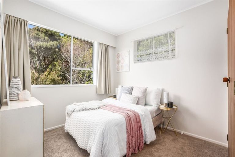 Photo of property in 37 Eskdale Road, Papakowhai, Porirua, 5024