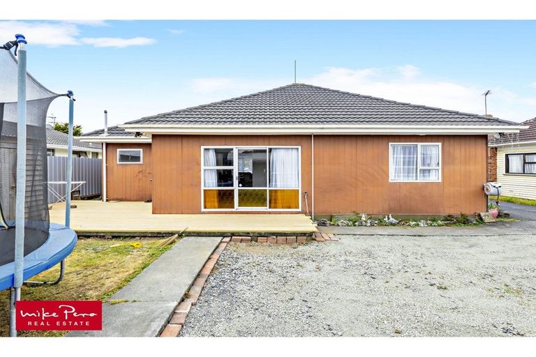 Photo of property in 1/11 Maunu Road, Papatoetoe, Auckland, 2025