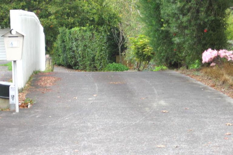 Photo of property in 48 Kirby Street, Glendene, Auckland, 0602