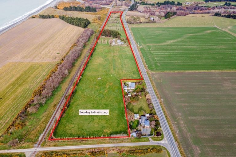 Photo of property in 561 Waimate Highway, Saint Andrews, Timaru, 7971