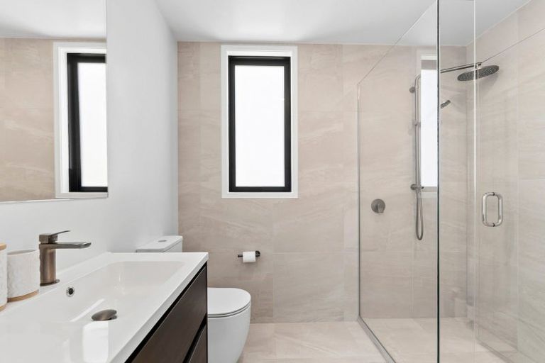 Photo of property in 7/7 Northlake Drive, Wanaka, 9305