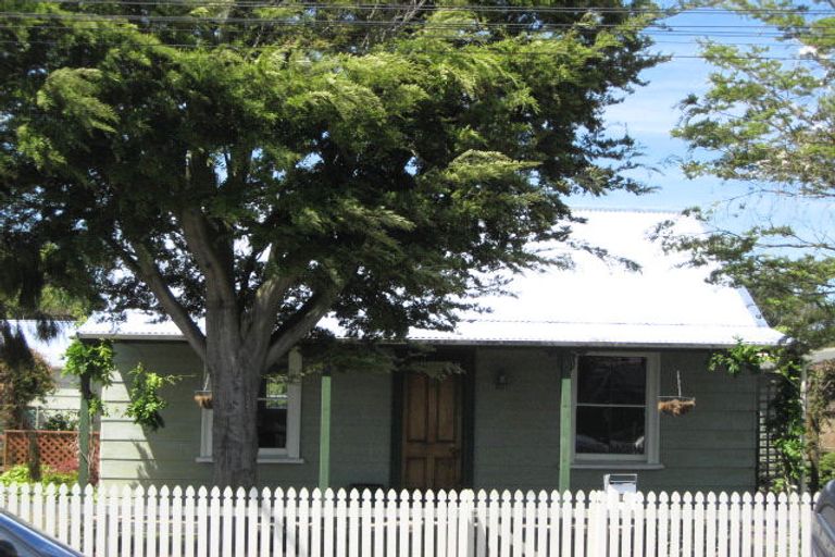 Photo of property in 14 Banks Street, Templeton, Christchurch, 8042