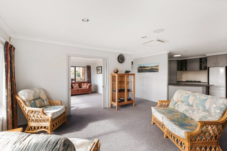 Photo of property in 10 Autumn Place, Ohauiti, Tauranga, 3112