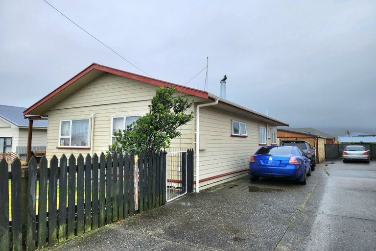 Photo of property in 117 Reid Street, Blaketown, Greymouth, 7805