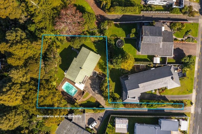 Photo of property in 35 Mcdowell Crescent, Hillcrest, Auckland, 0627