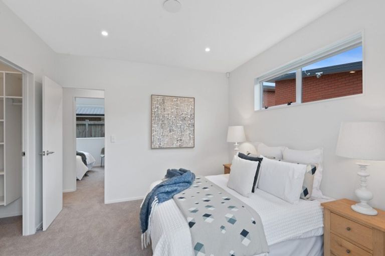 Photo of property in 65 Pepene Avenue, Takanini, 2112