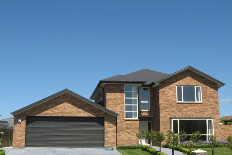 Photo of property in 46 Willowview Drive, Redwood, Christchurch, 8051