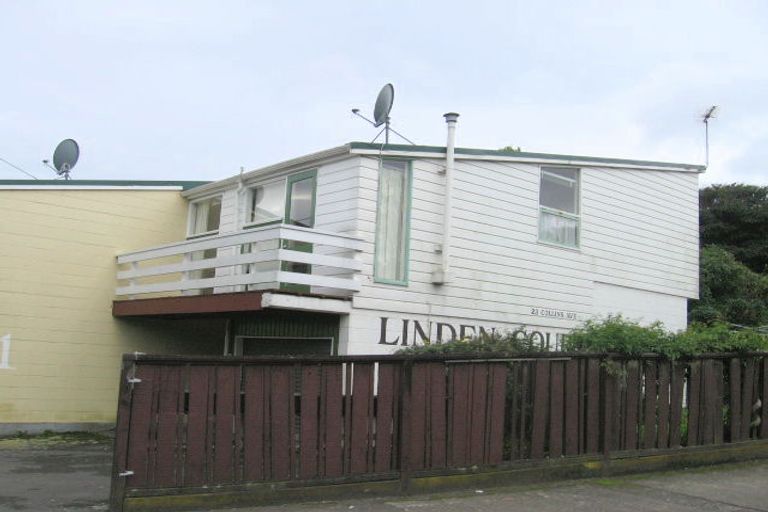 Photo of property in 1/23 Collins Avenue, Tawa, Wellington, 5028