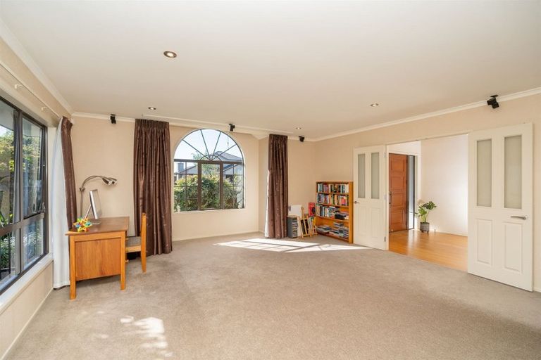 Photo of property in 34 Winslow Court, Huntington, Hamilton, 3210