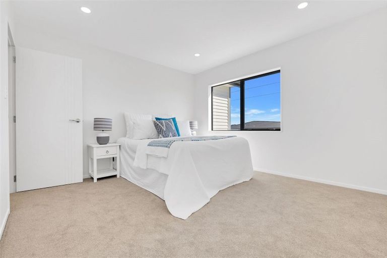 Photo of property in 41 Drumconnell Drive, Flat Bush, Auckland, 2019